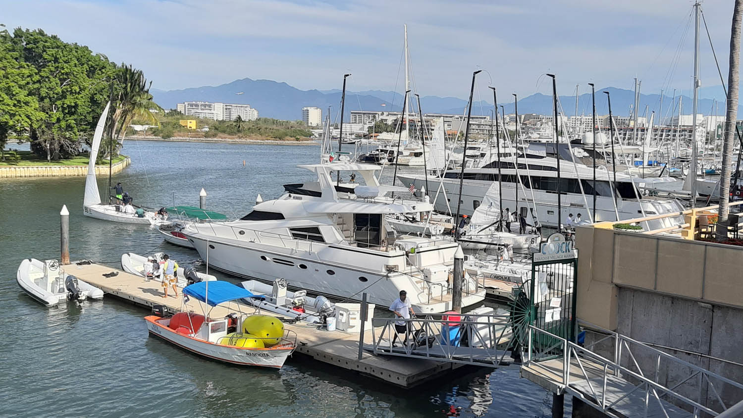 Vallarta Yacht Club Invita a su Open House