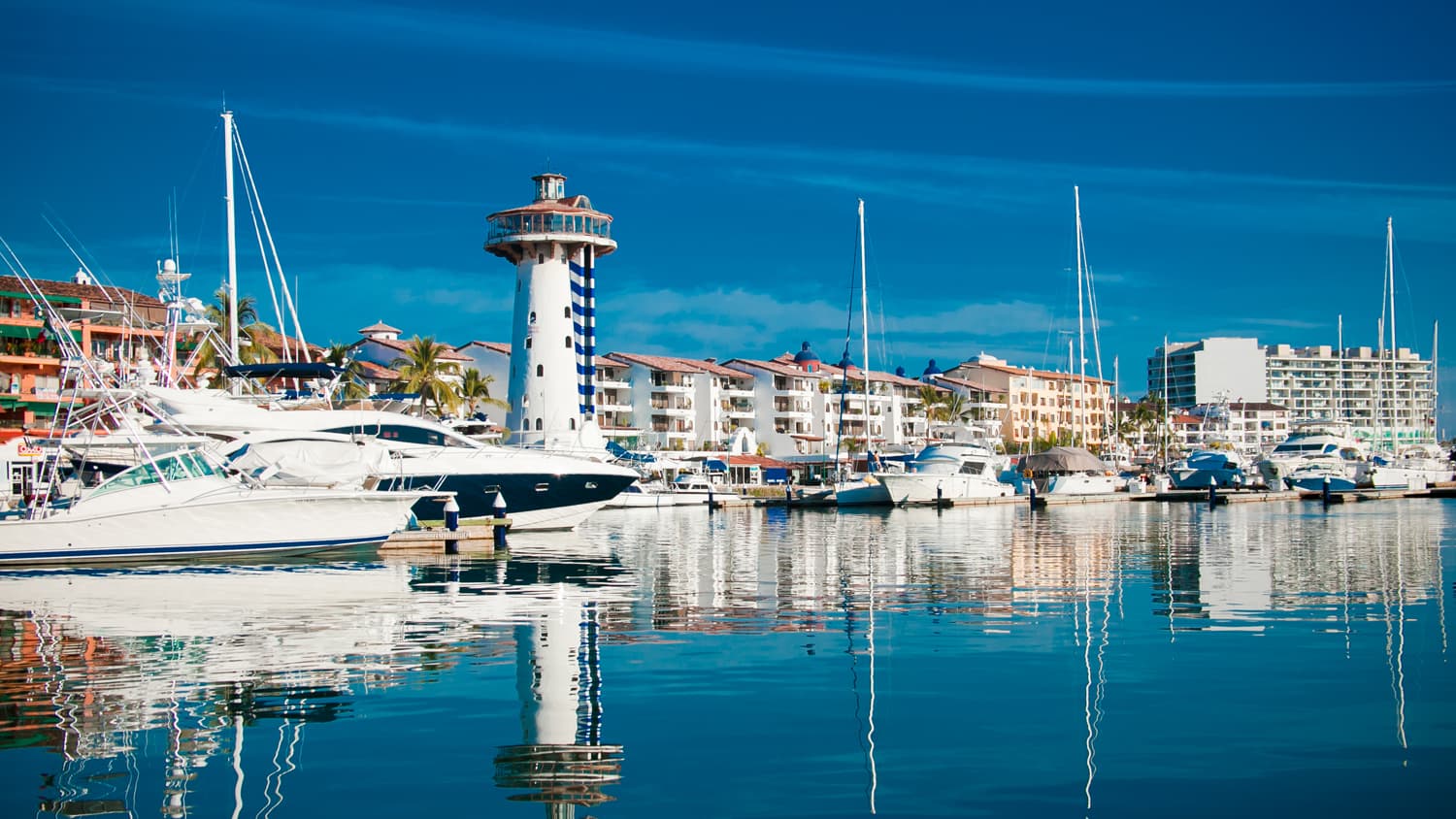 5 Razones para Visitar Marina Vallarta