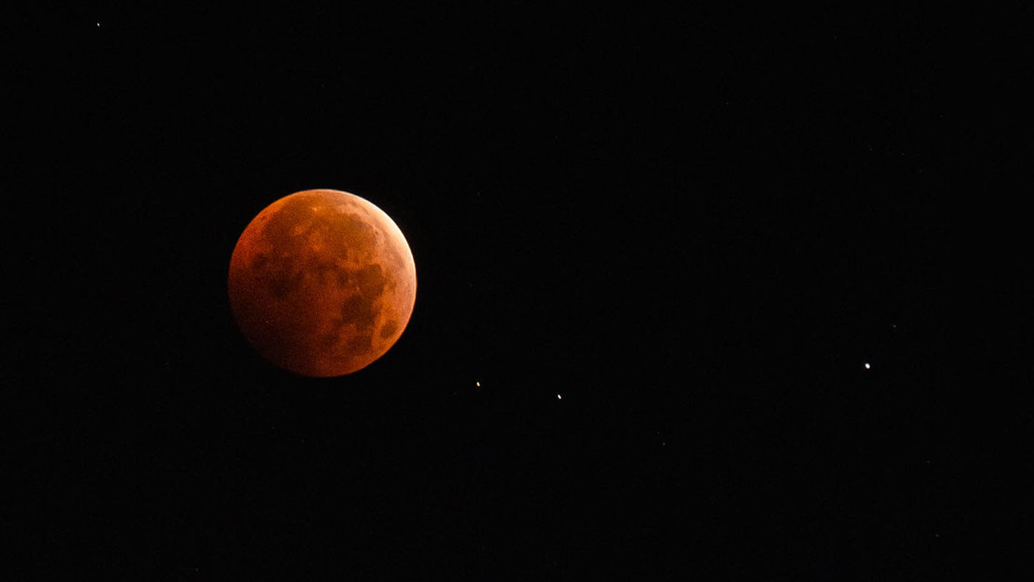 Eclipse Total de Luna en Vallarta · Nayarit