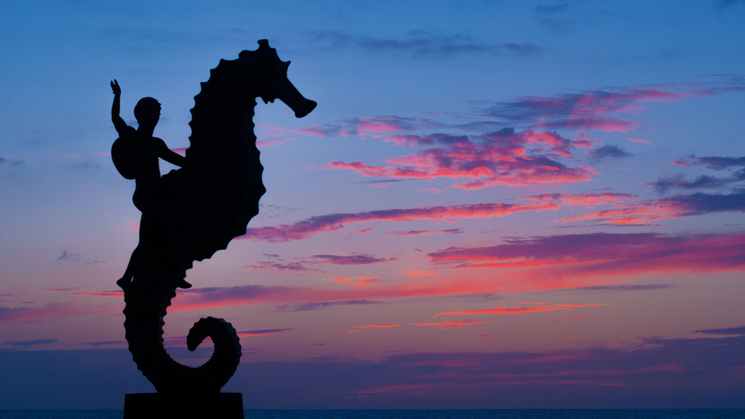 Puerto Vallarta: ¡103 Años de Historia!
