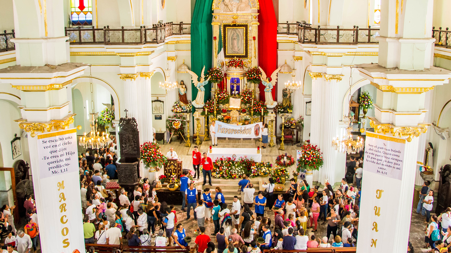 Escucha la Tradición de una Peregrinación en Puerto Vallarta