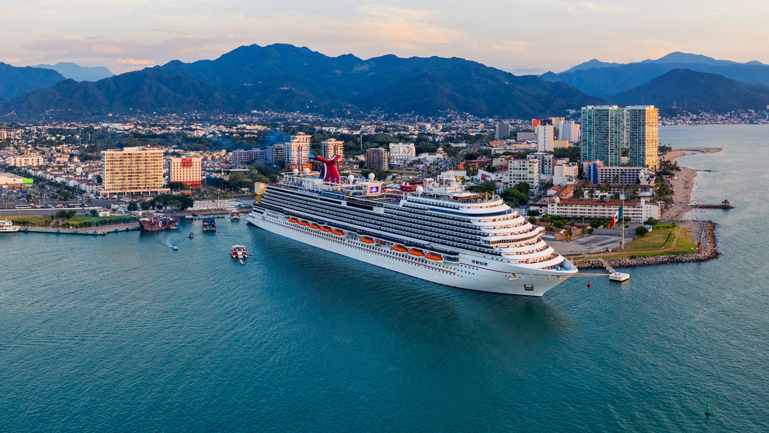 Reportan Récord en Arribo de Cruceros a Puerto Vallarta