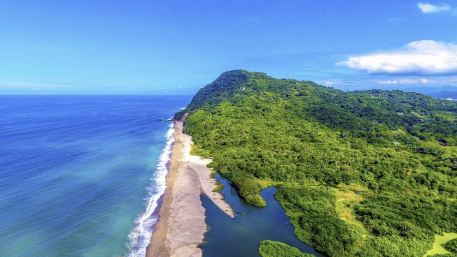 Descubre la Belleza Natural del Estero de Lo de Marcos en Riviera Nayarit
