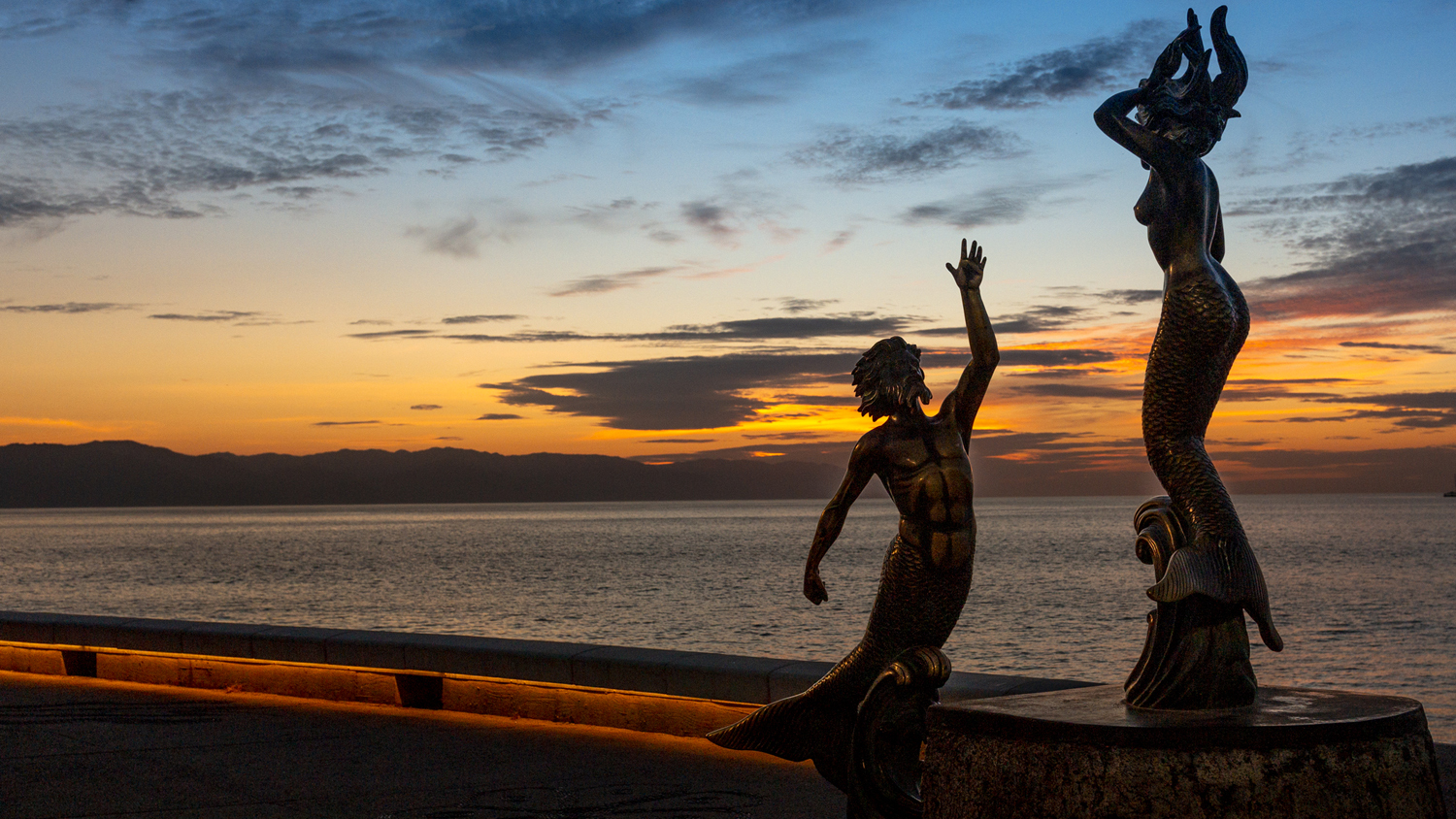 Discovering the Nighttime Magic of Downtown Puerto Vallarta