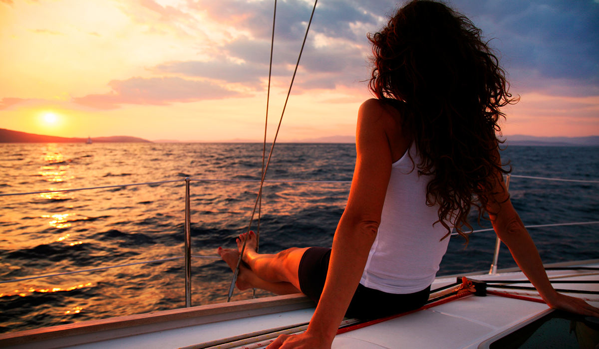 Explorando la Bahía de Banderas: La Experiencia a Bordo de un Crucero Privado
