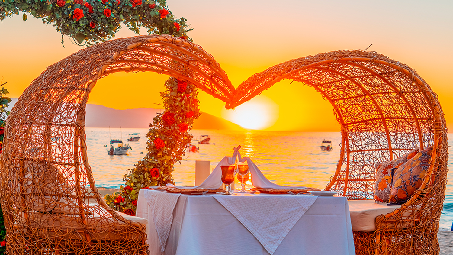 Explorando el Romance en Vallarta · Nayarit: 3 Actividades Inolvidables para Parejas