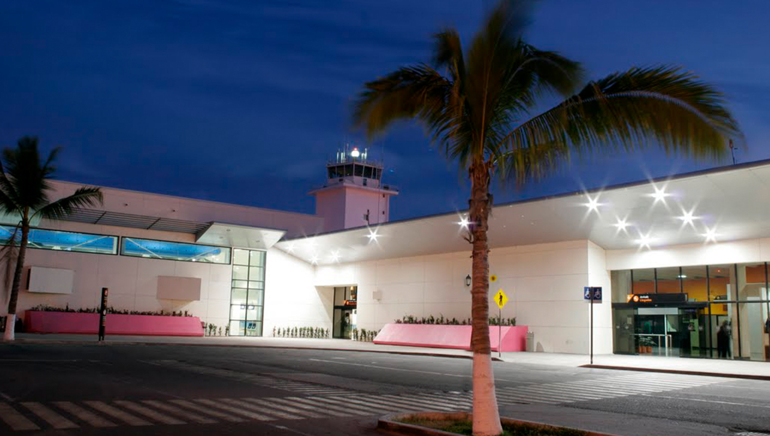 Anuncian más Inversión en el Aeropuerto Internacional de PV