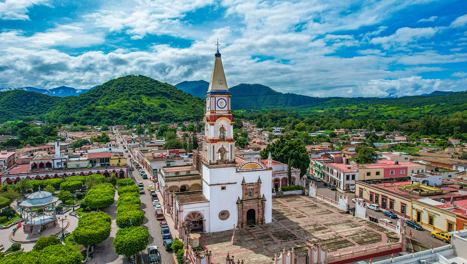 Historia, Cultura y Naturaleza: Mascota Celebra 140 Años como Ciudad